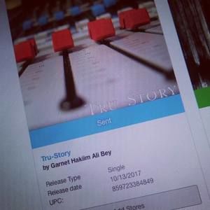 Meet your Posher, Garnet